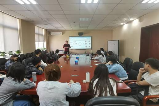 4fef5c0dfd8cc4c90ec4521f13eb52d